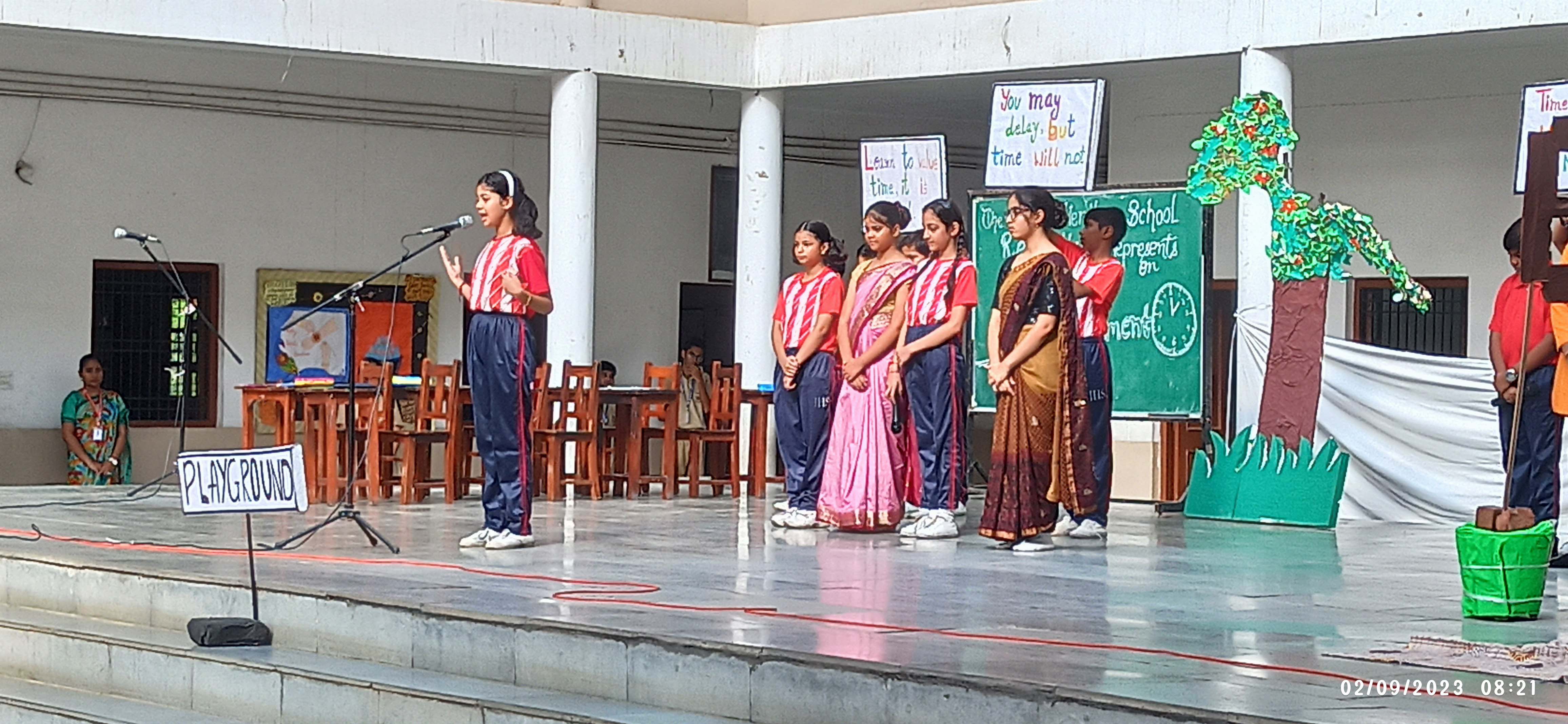 Red House (English Play)